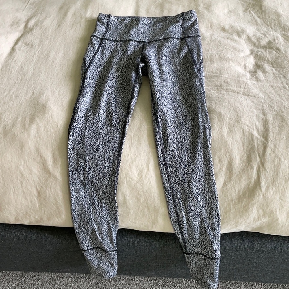 Lululemon tights